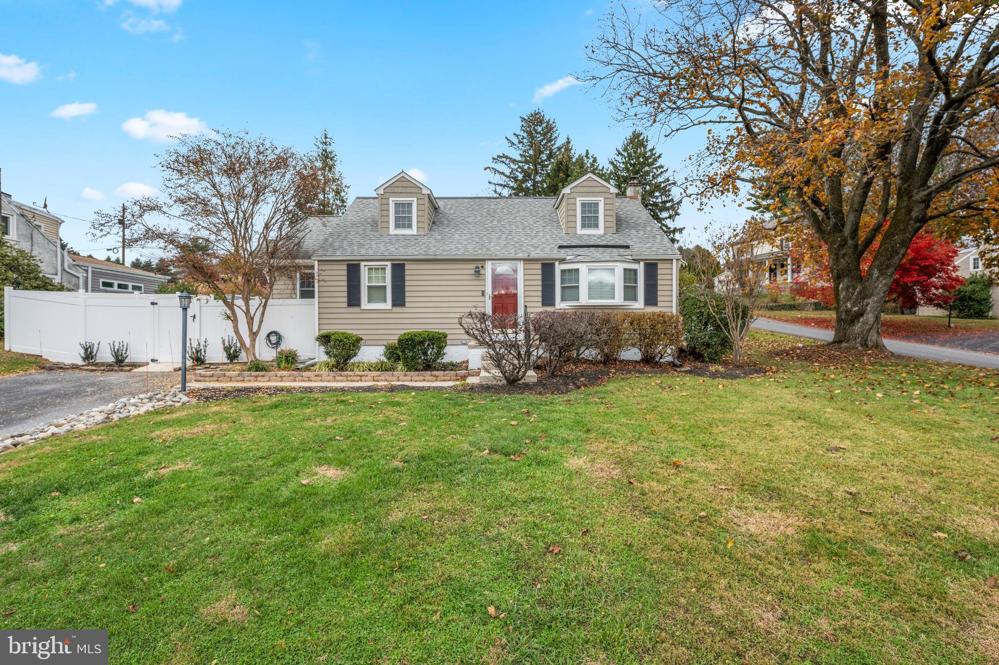 FRAZER VIEW - Residential Lease