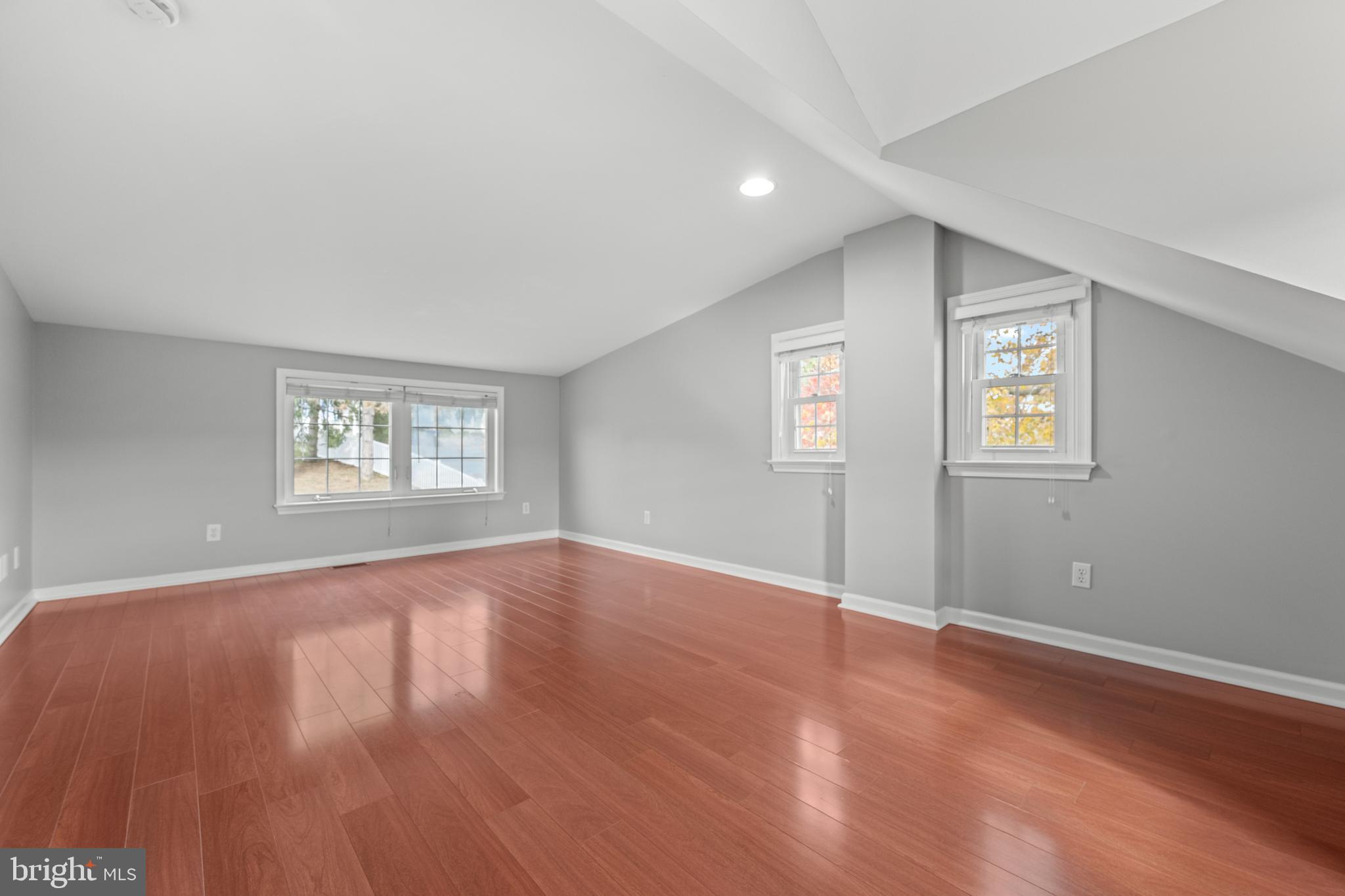 FRAZER VIEW - Residential Lease