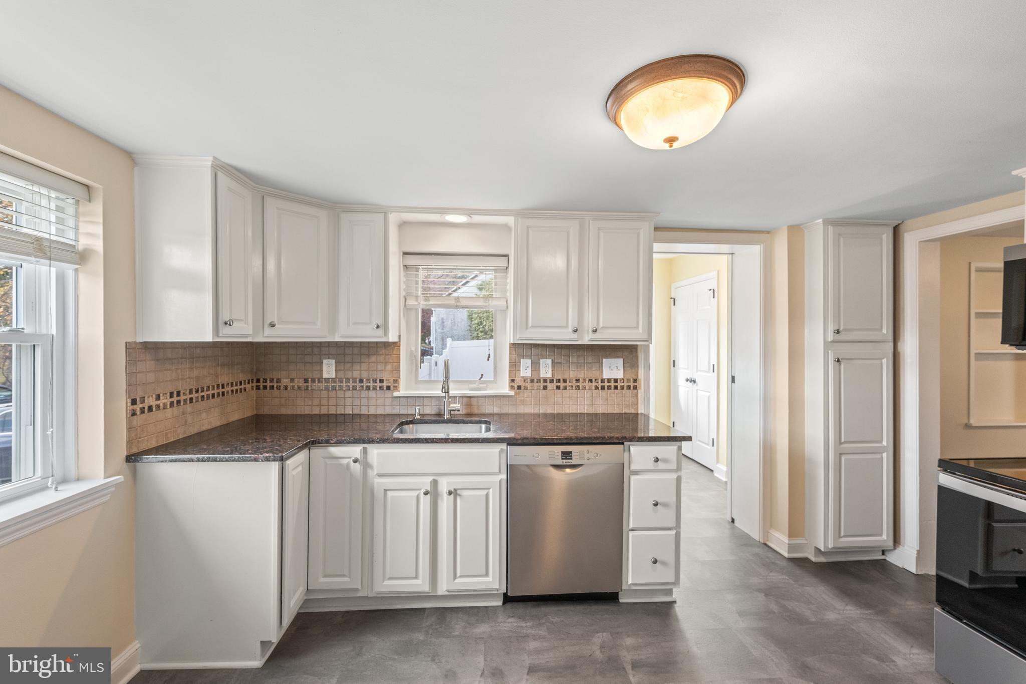 FRAZER VIEW - Residential Lease