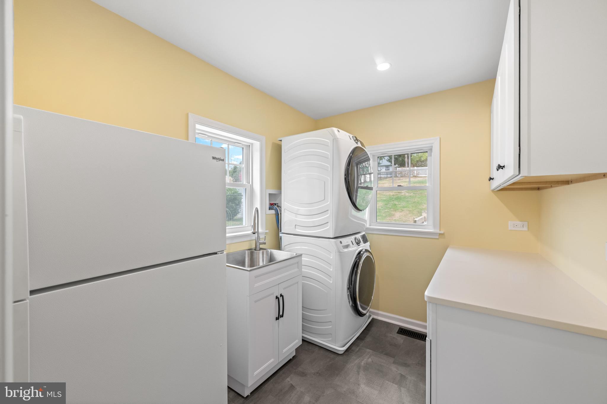 FRAZER VIEW - Residential Lease