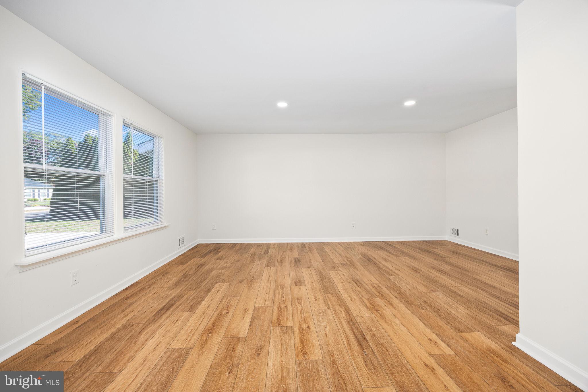 14 AURIGA LANE