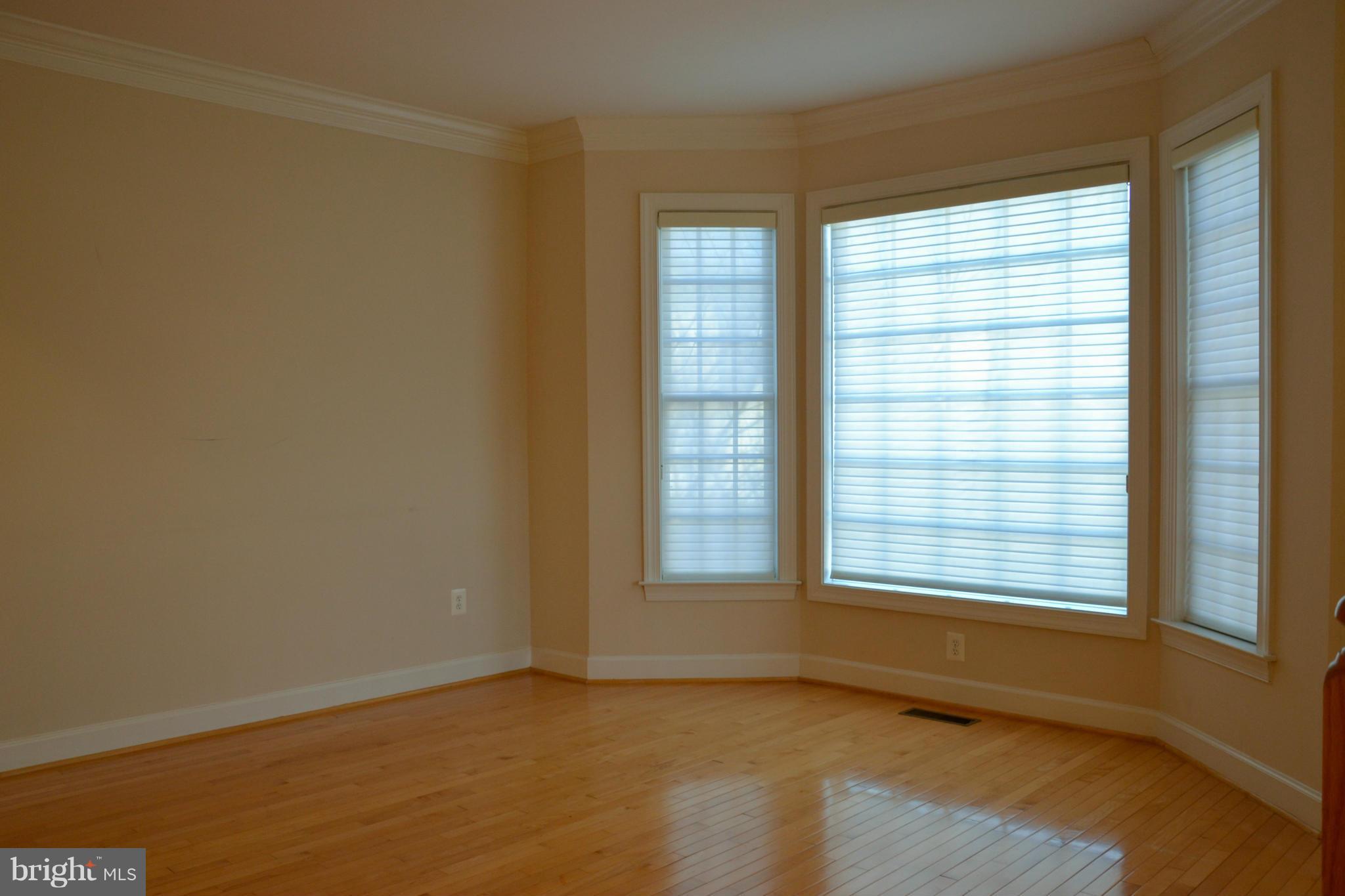 KING FARM IRVINGTON - Residential