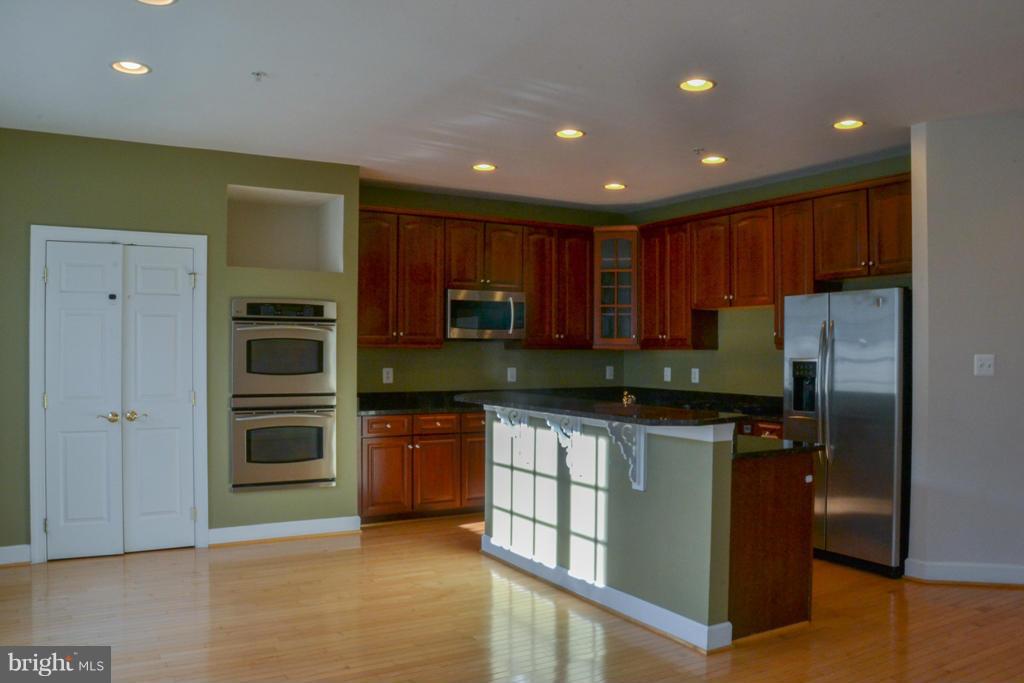 KING FARM IRVINGTON - Residential