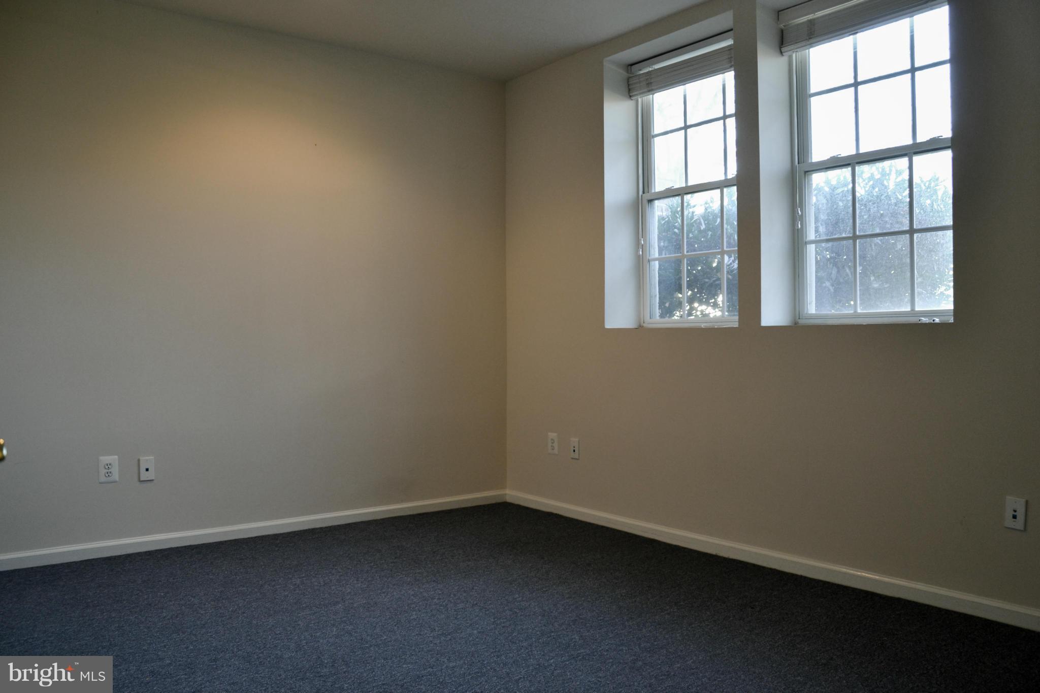 KING FARM IRVINGTON - Residential