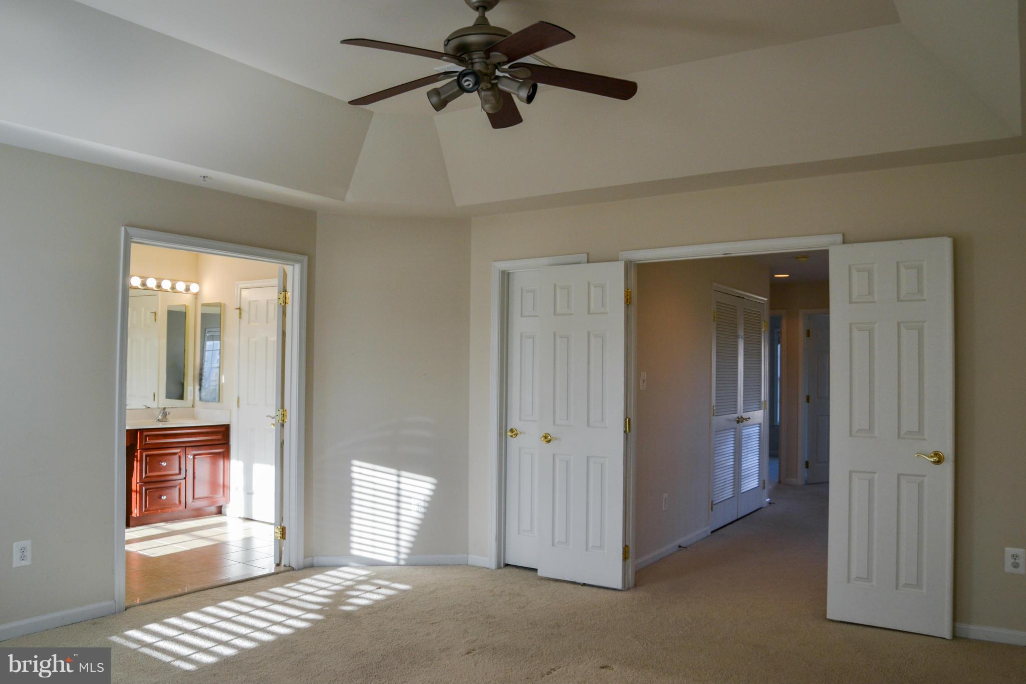 KING FARM IRVINGTON - Residential