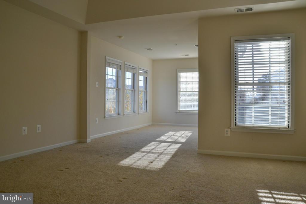 KING FARM IRVINGTON - Residential