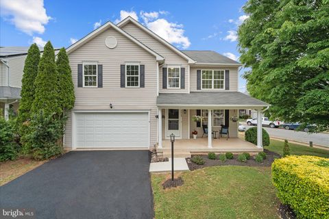 Photo of 2024 Chestnut Drive, CULPEPER, VA 22701 (MLS # VACU2013454)