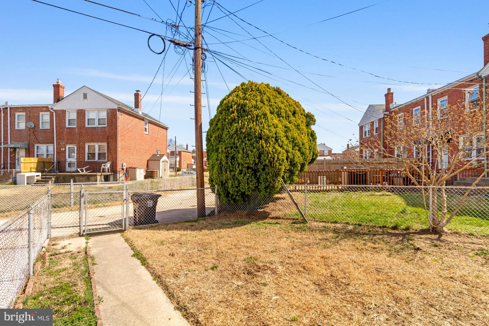 Baltimore, Maryland 21222, United States, 3 Bedrooms Bedrooms, ,2 BathroomsBathrooms,Residential,Pending,92375