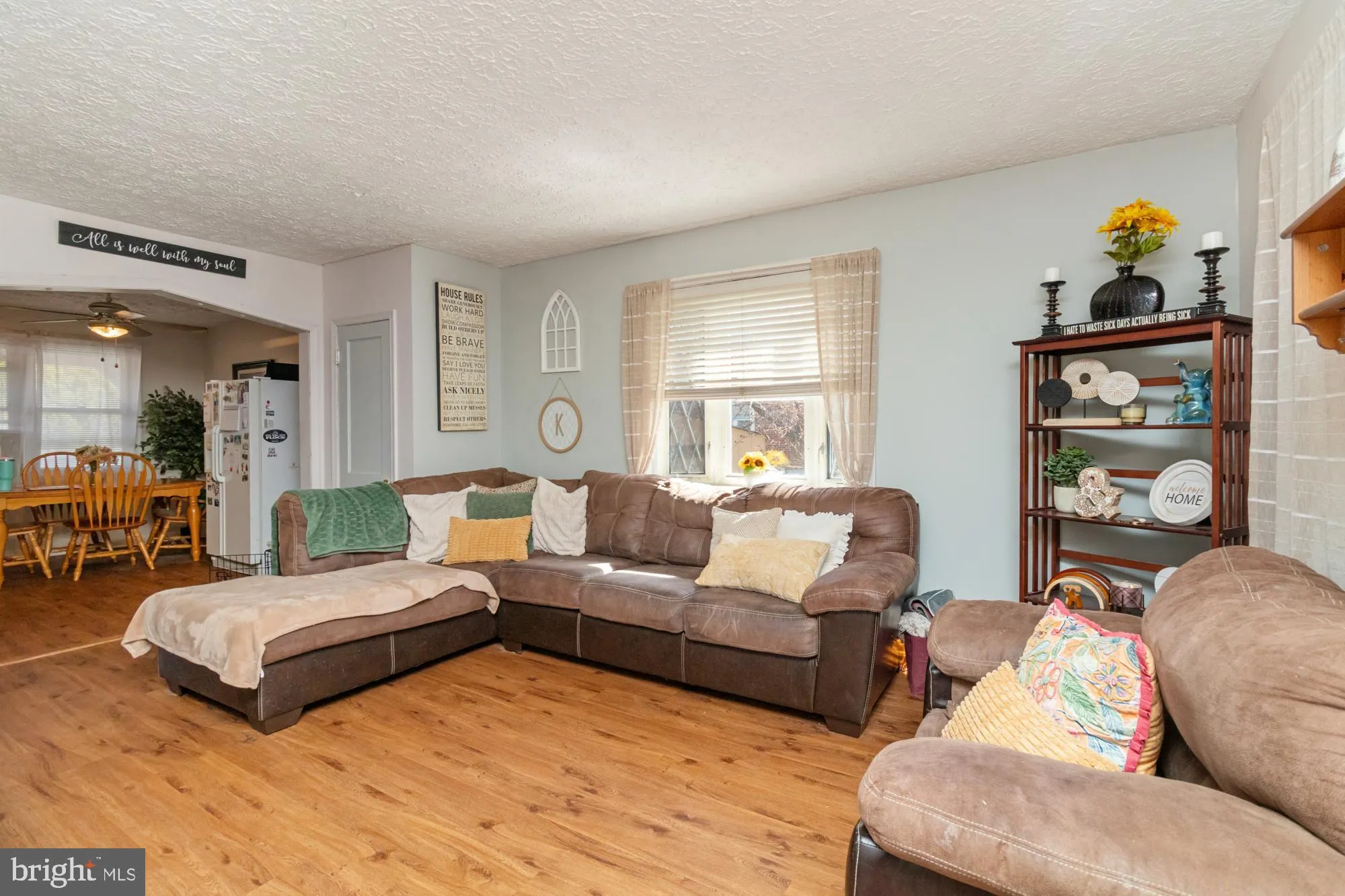 Baltimore, Maryland 21222, United States, 3 Bedrooms Bedrooms, ,2 BathroomsBathrooms,Residential,Pending,92375