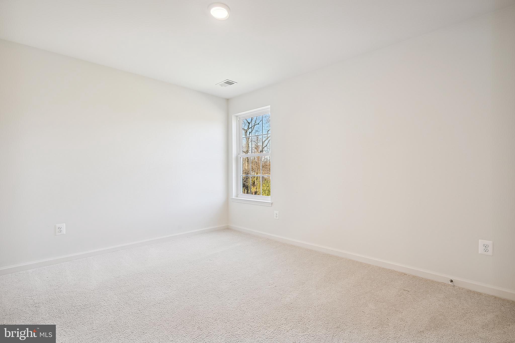 BOYERS RIDGE - Residential Lease