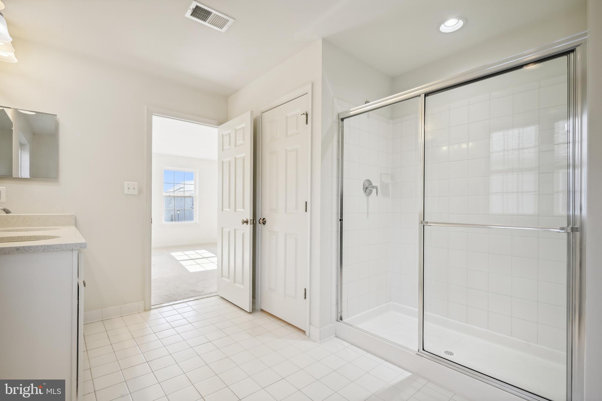 BOYERS RIDGE - Residential Lease