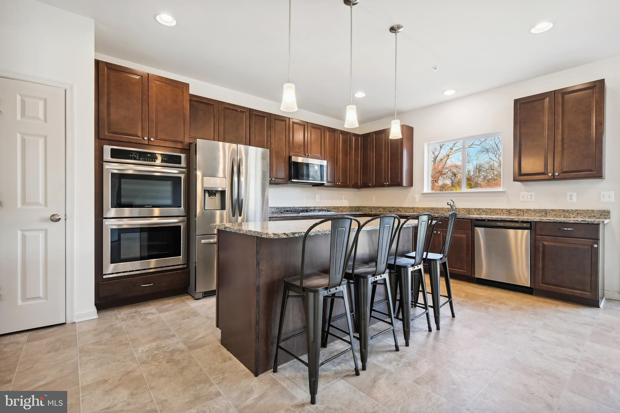 BOYERS RIDGE - Residential Lease