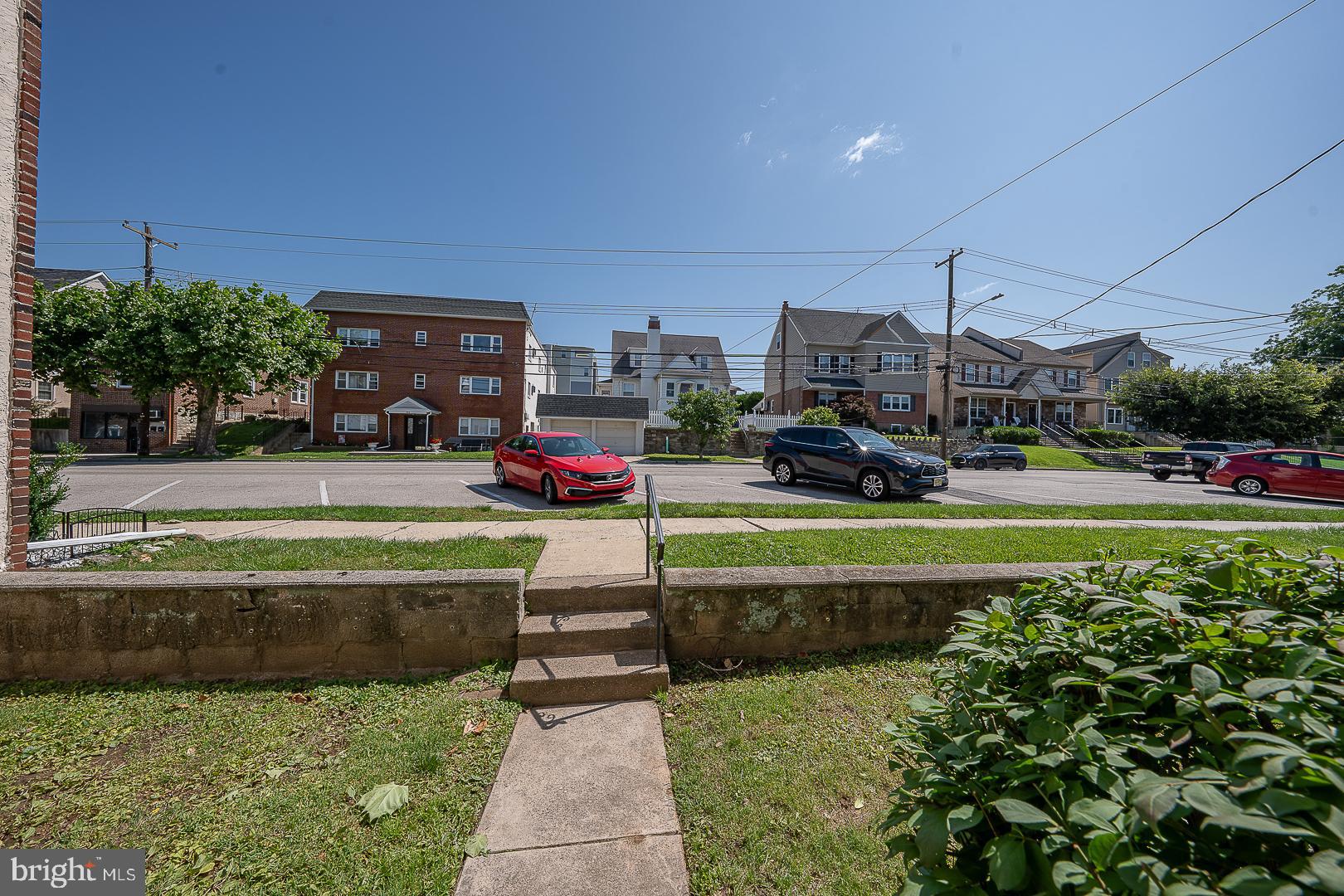 343 W 6TH AVENUE