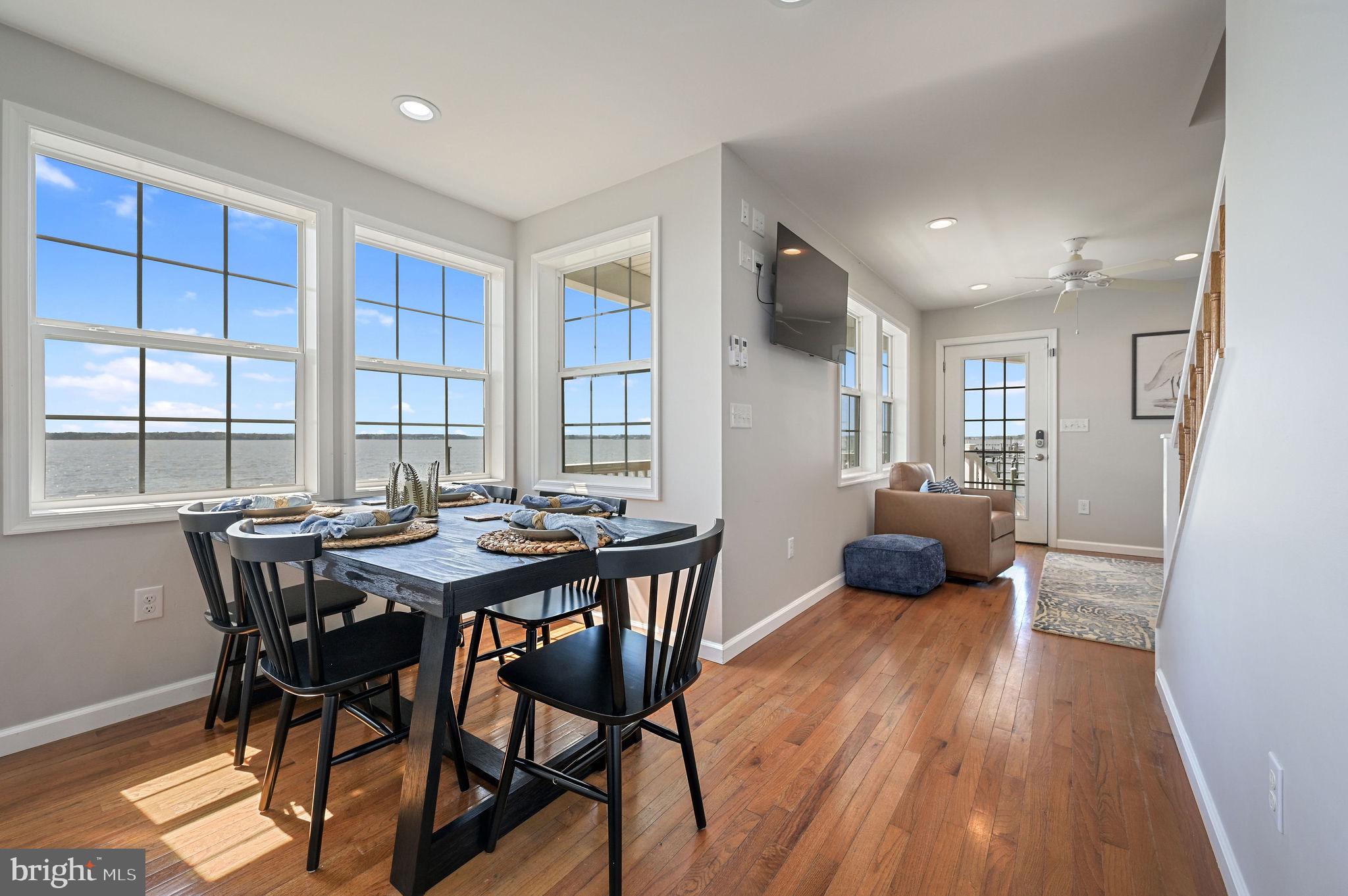 OAK ORCHARD - Residential