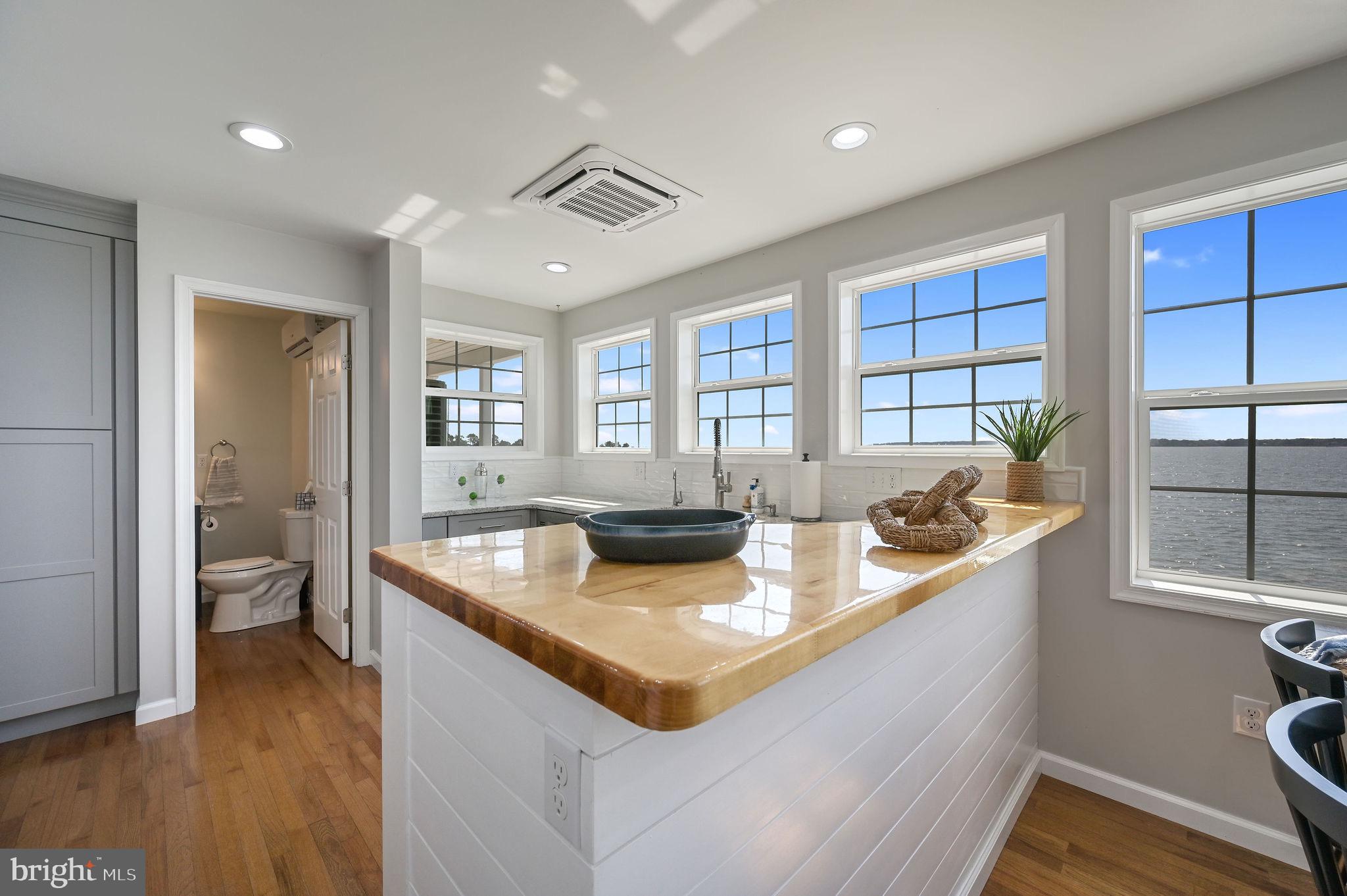 OAK ORCHARD - Residential