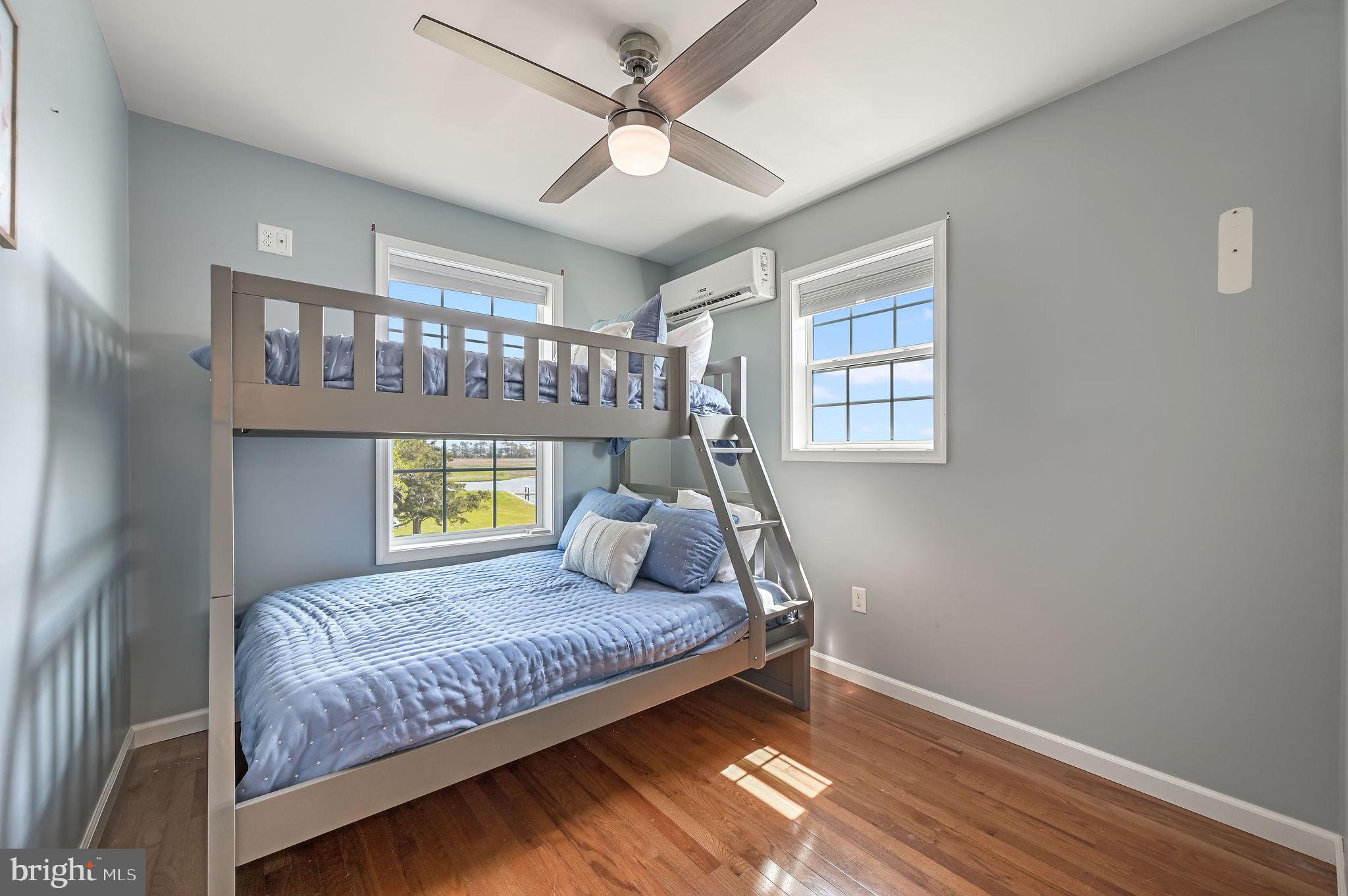 OAK ORCHARD - Residential