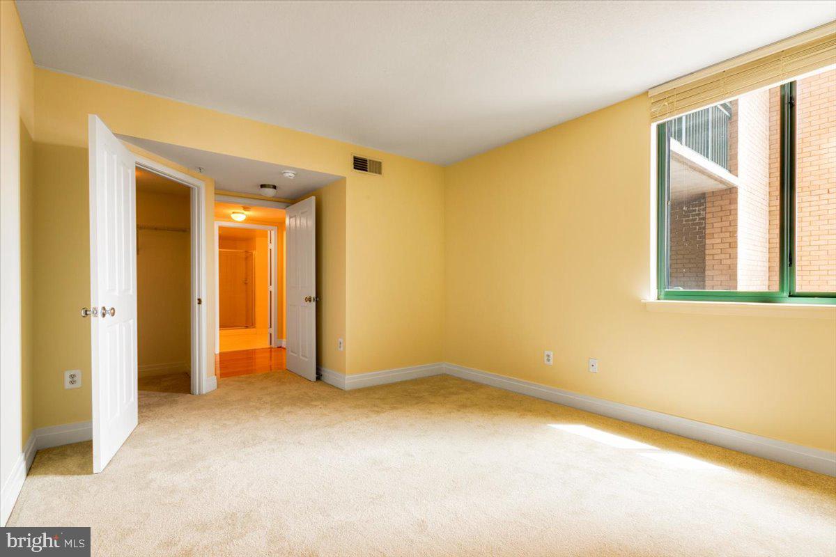 INNER HARBOR - Residential Lease