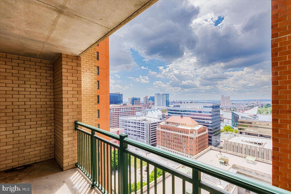 INNER HARBOR - Residential Lease