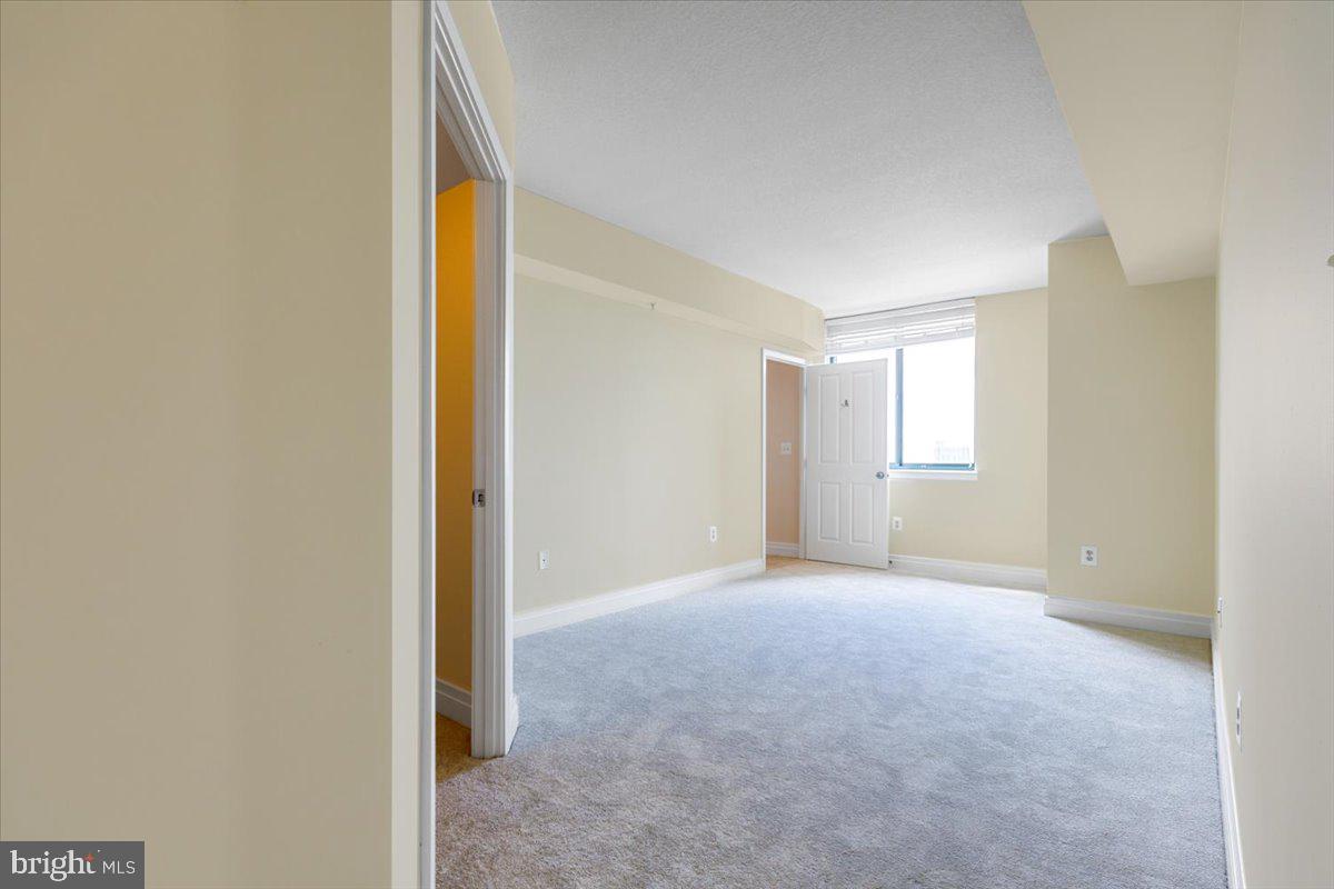 INNER HARBOR - Residential Lease