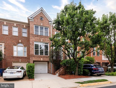 Photo of 8171 Boss Street, VIENNA, VA 22182 (MLS # VAFX2330170)