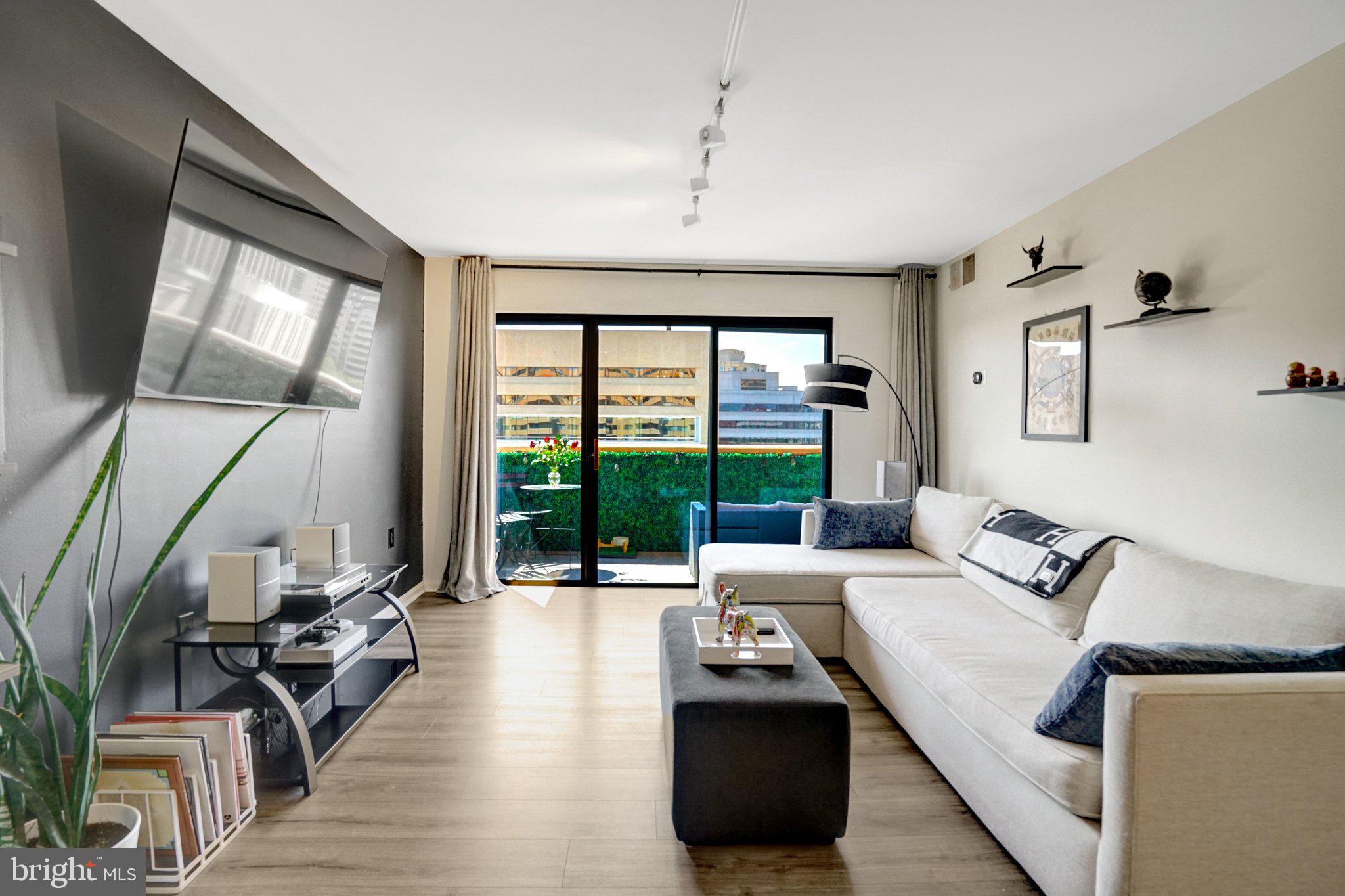 1301 N COURTHOUSE ROAD 1509