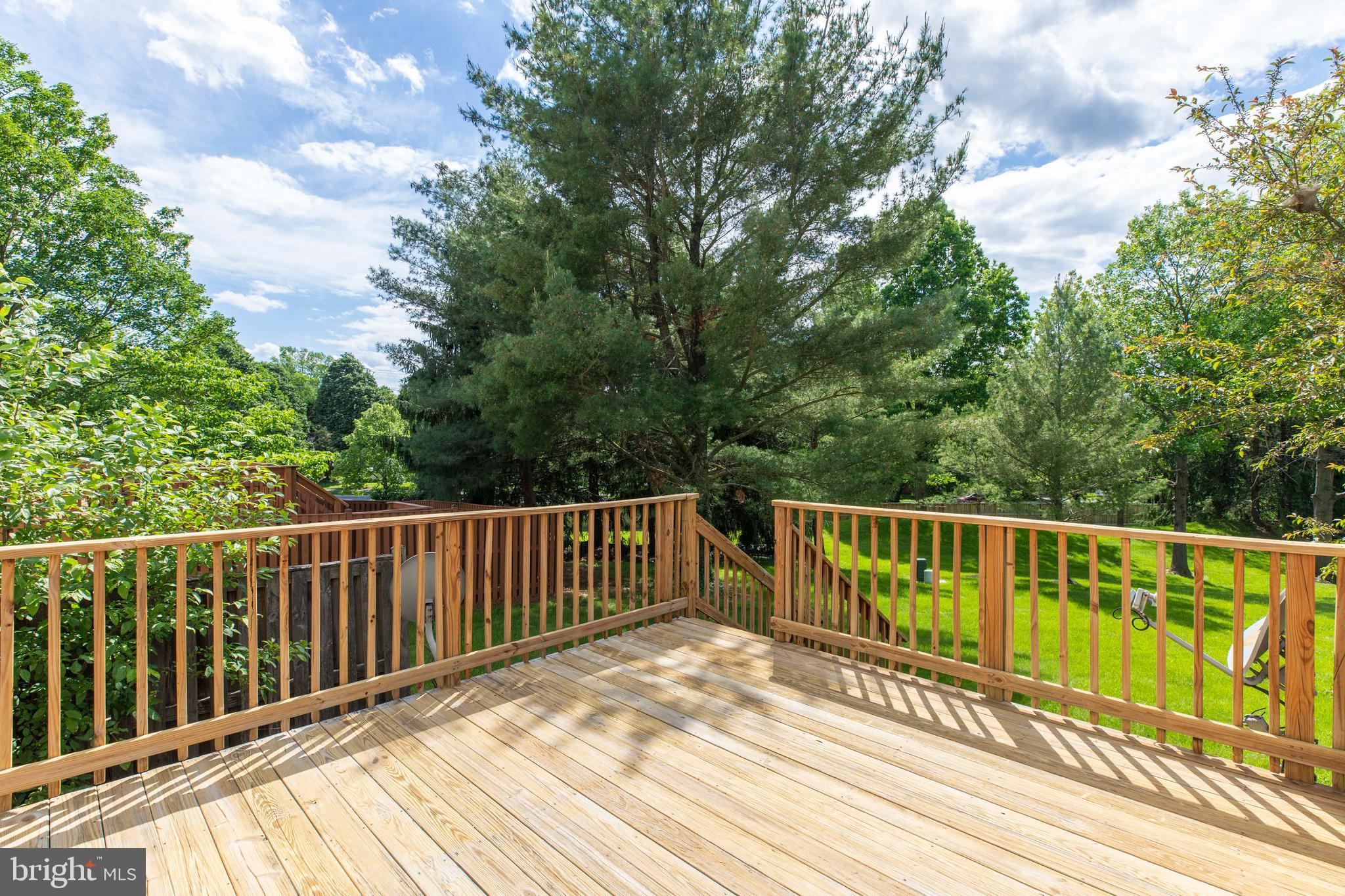 BROOKVILLE KNOLLS - Residential