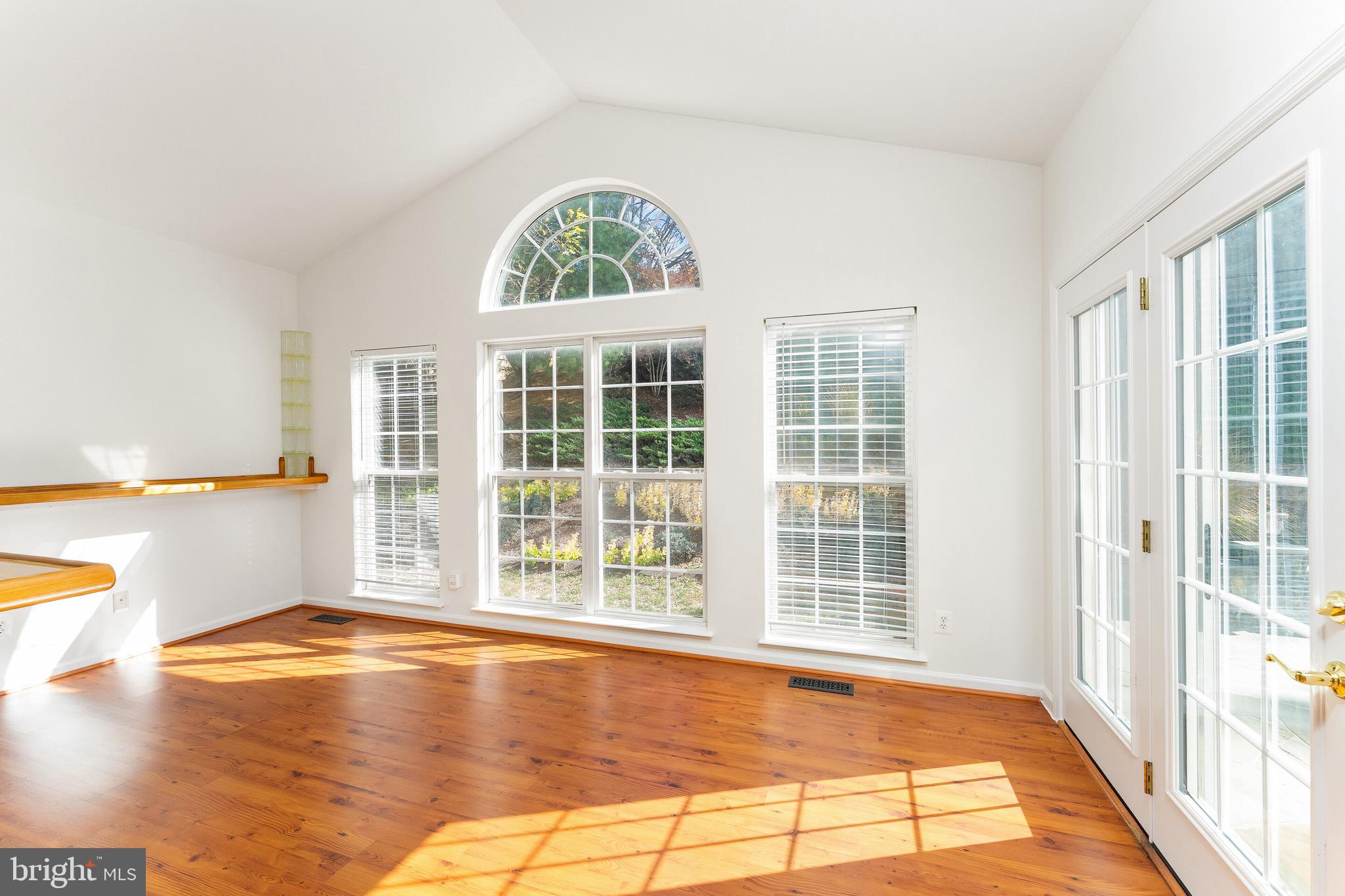 SOMERSET - Residential