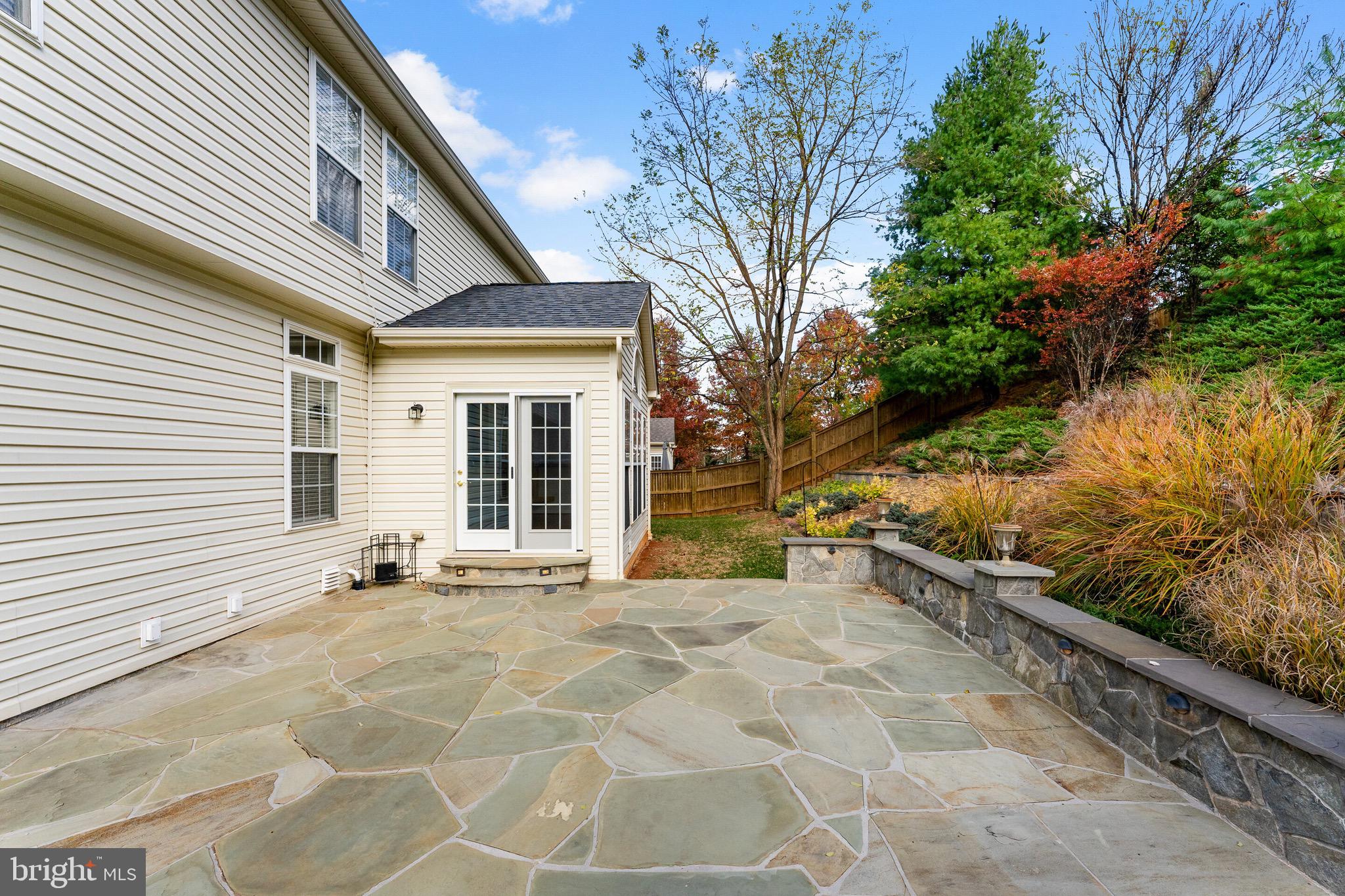 SOMERSET - Residential