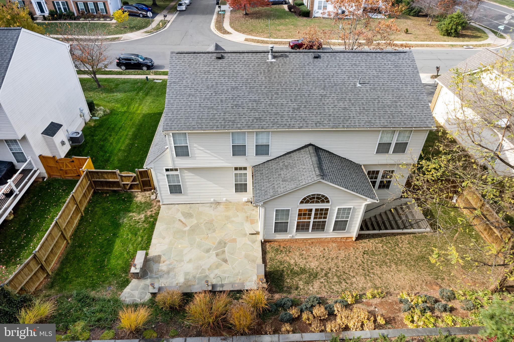 SOMERSET - Residential