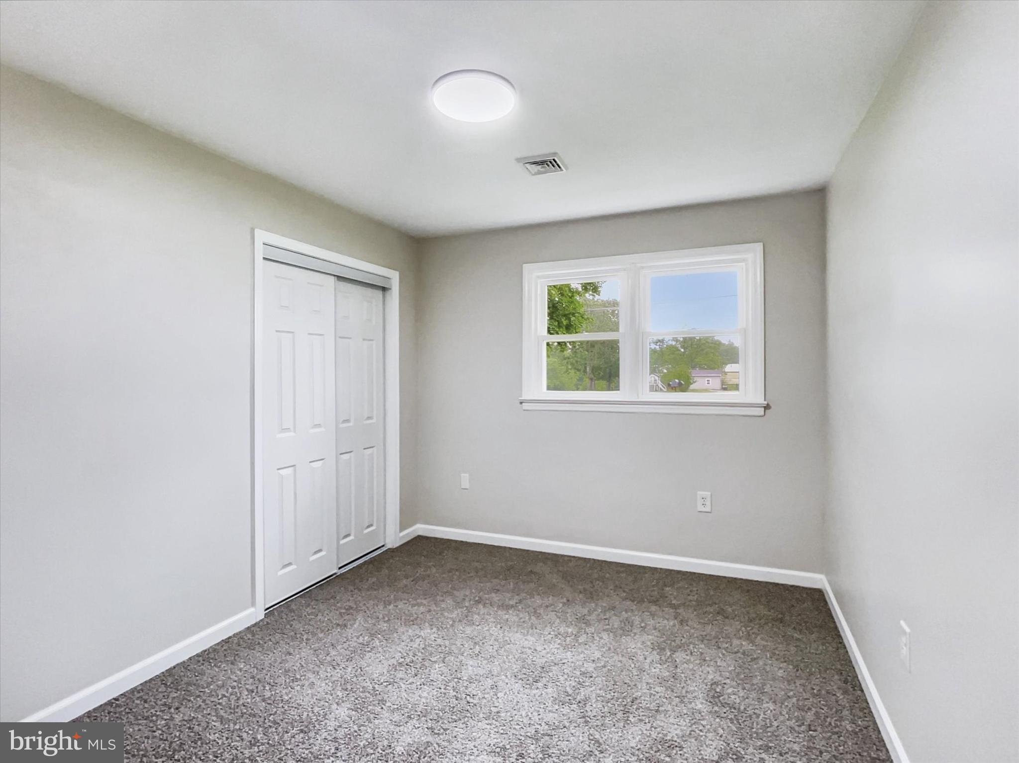 HUNTINGTON TOWNSHIP - Residential