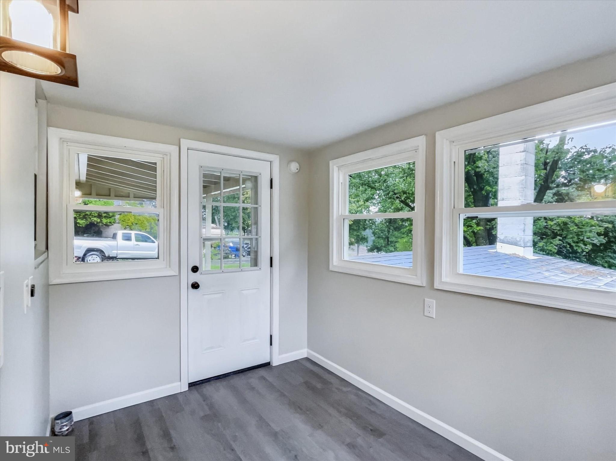 HUNTINGTON TOWNSHIP - Residential