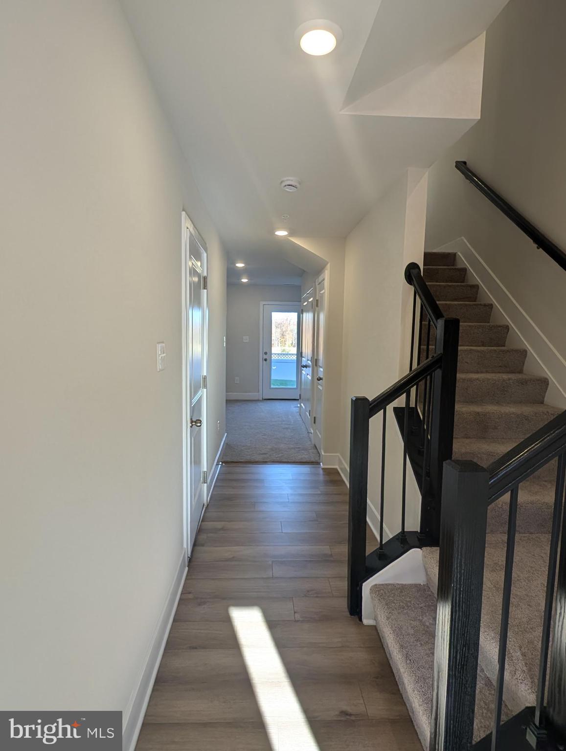 SAINT CHARLES - Residential Lease