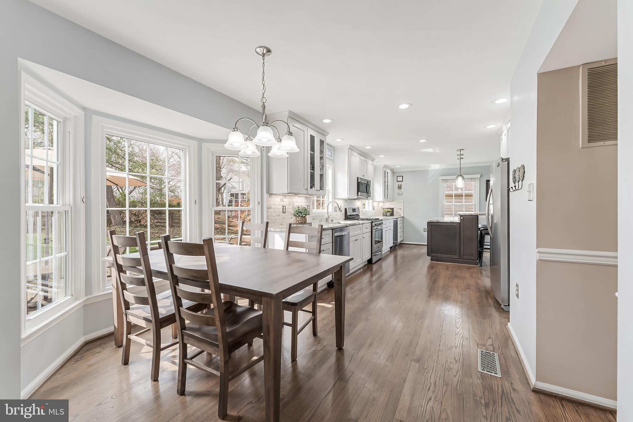 CHANTILLY HIGHLANDS - Residential