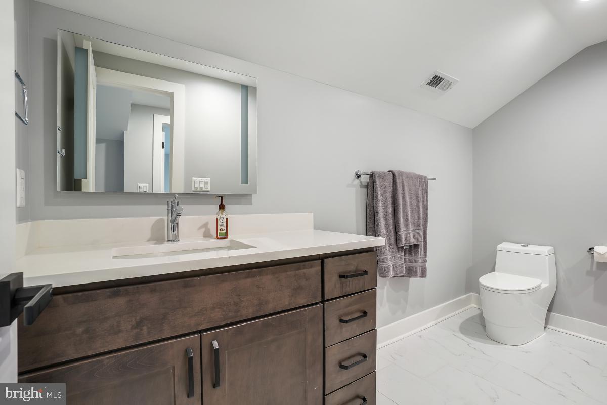 AYRLAWN - Residential