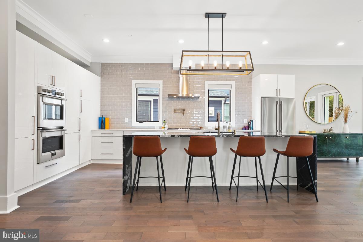 AYRLAWN - Residential