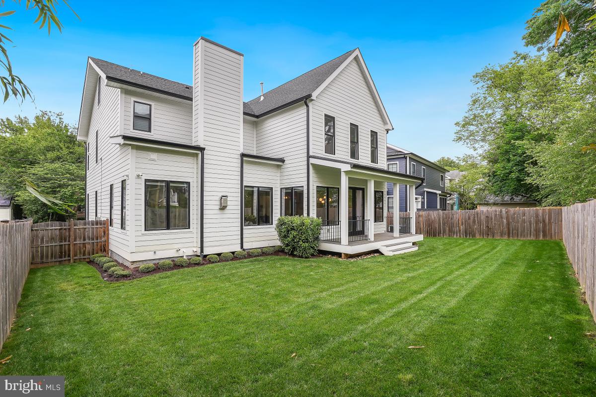 AYRLAWN - Residential