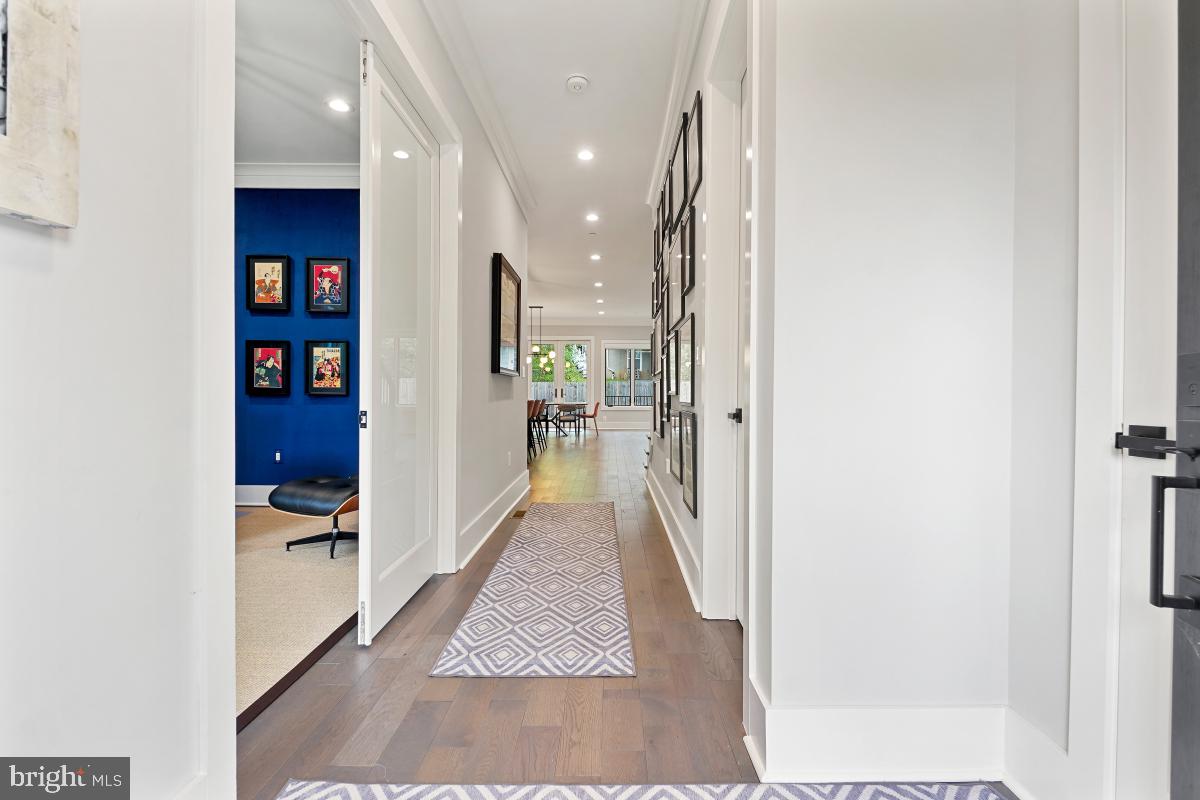 AYRLAWN - Residential