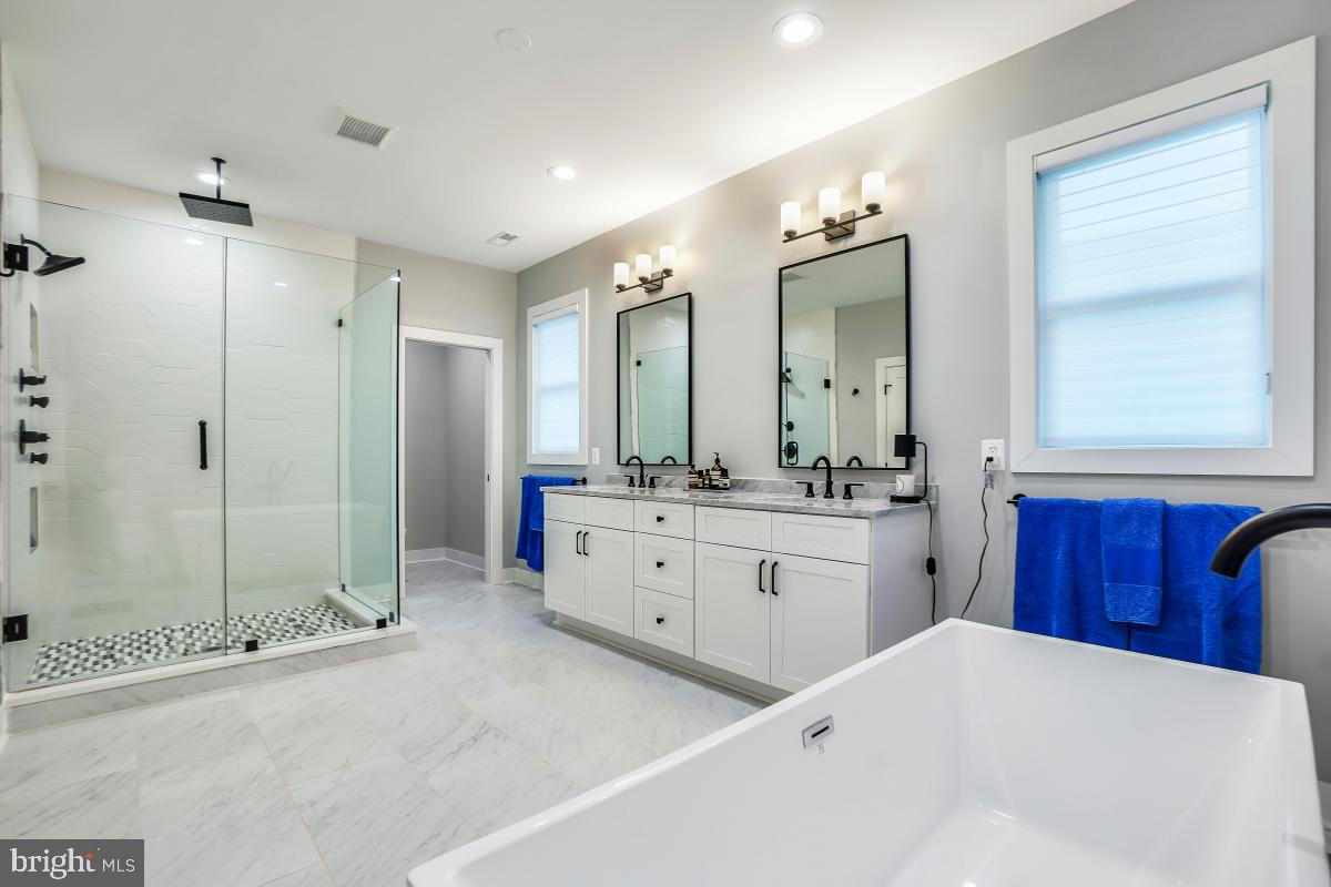 AYRLAWN - Residential