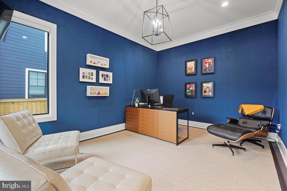 AYRLAWN - Residential