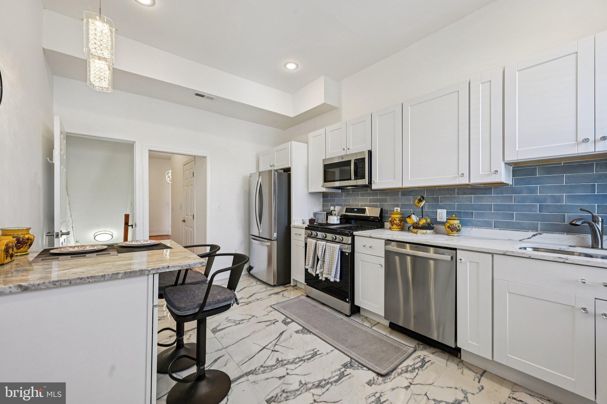 RESERVOIR HILL - Residential