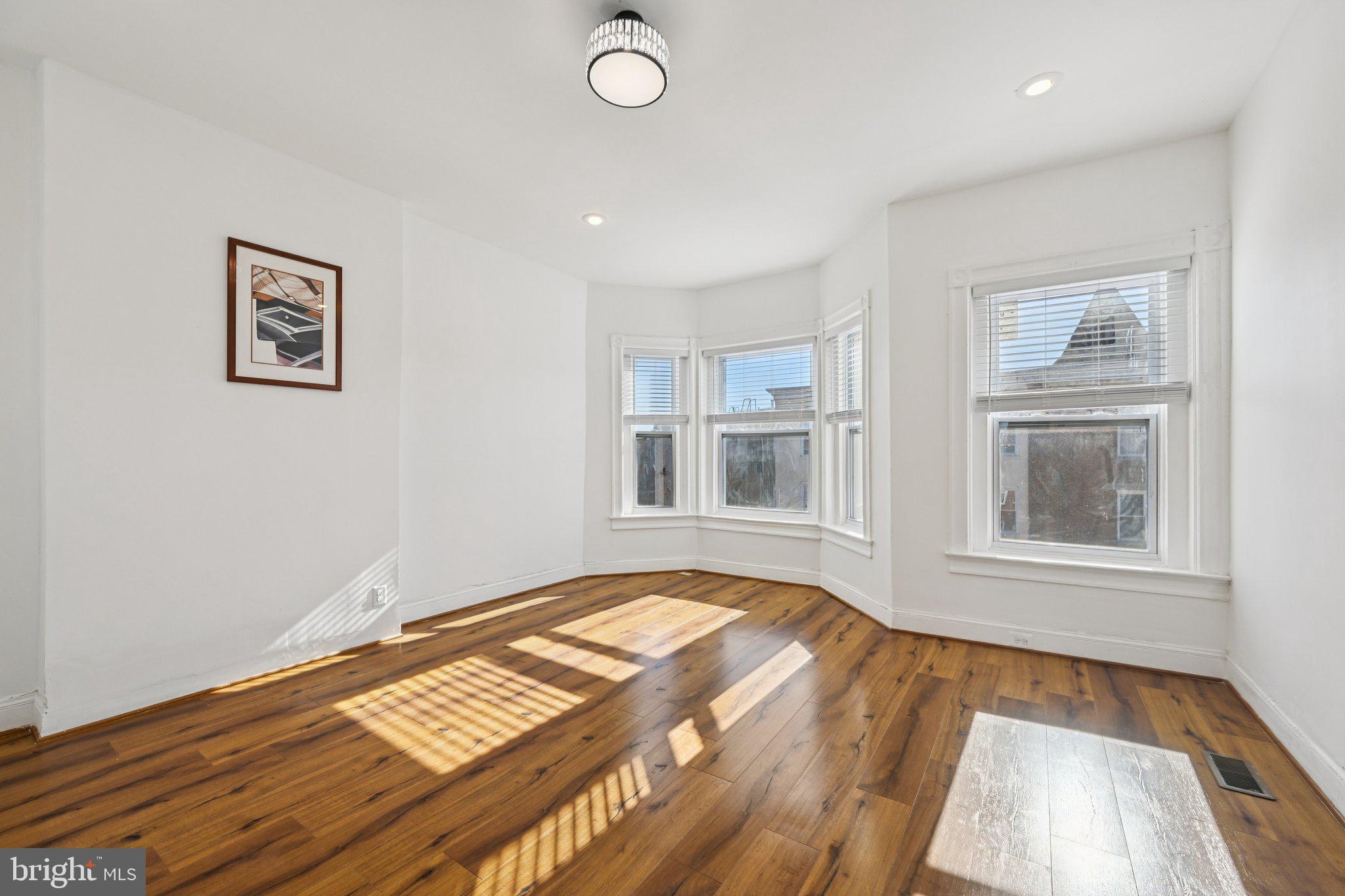 RESERVOIR HILL - Residential