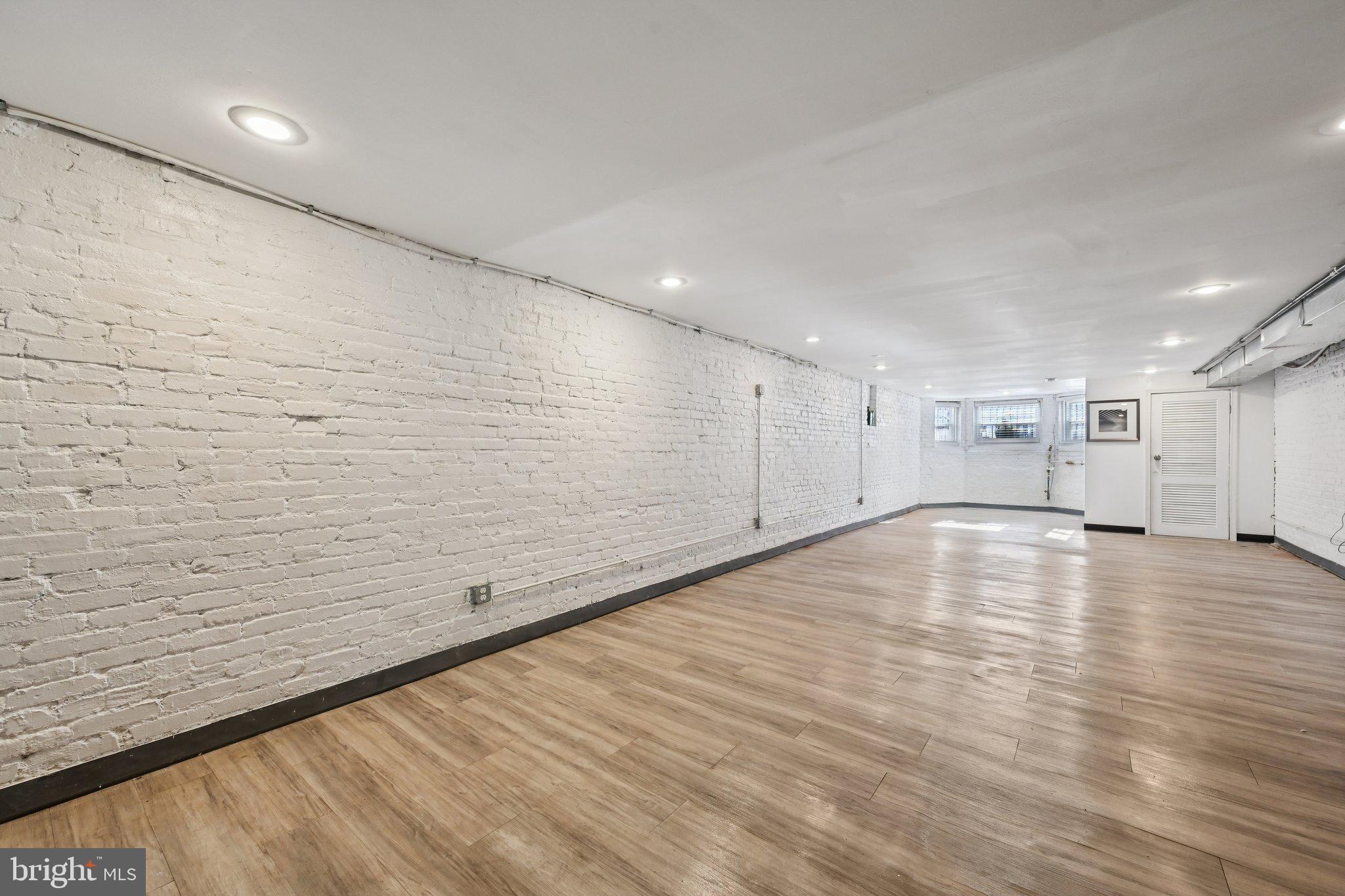 RESERVOIR HILL - Residential