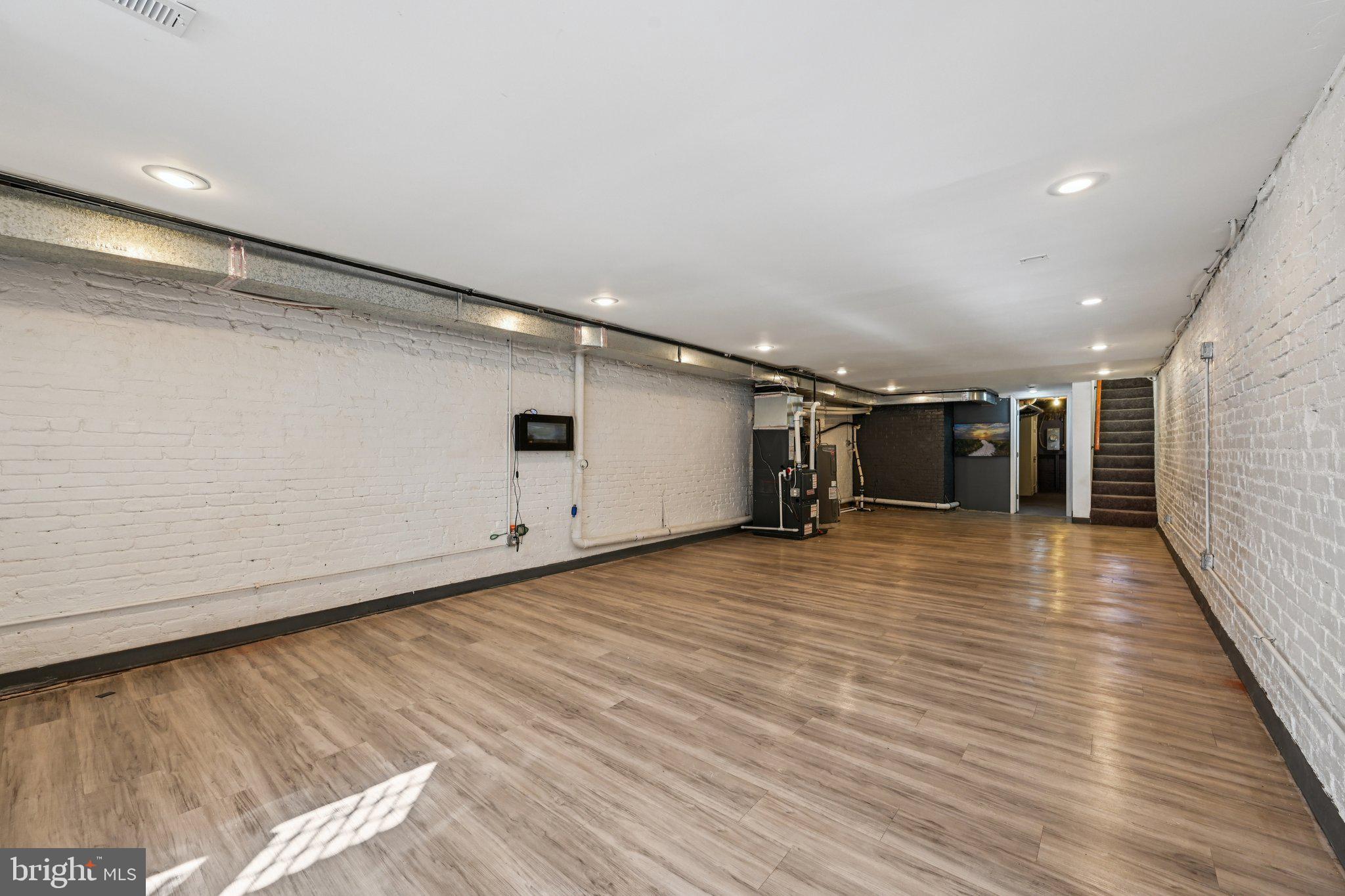 RESERVOIR HILL - Residential