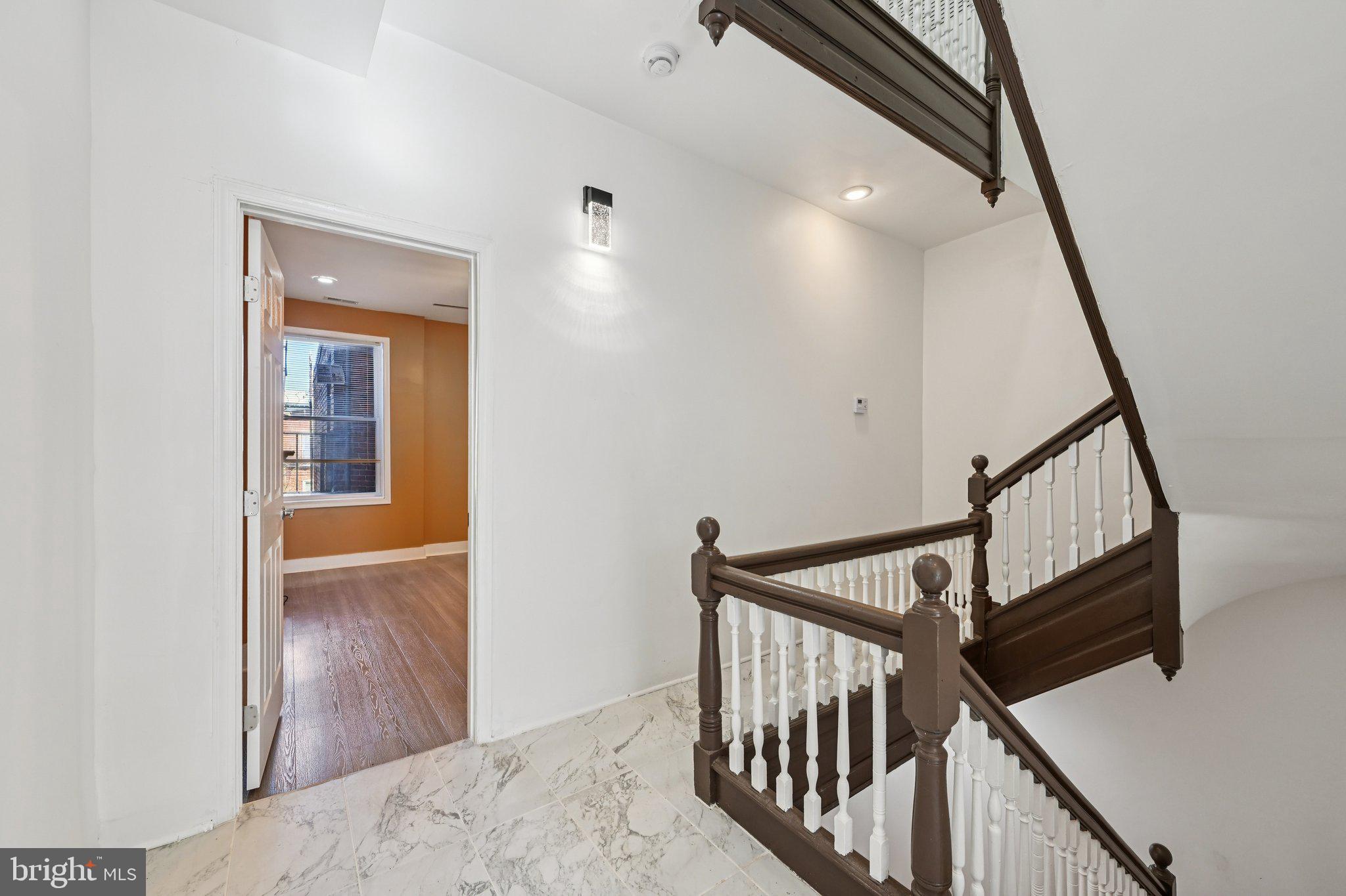 RESERVOIR HILL - Residential