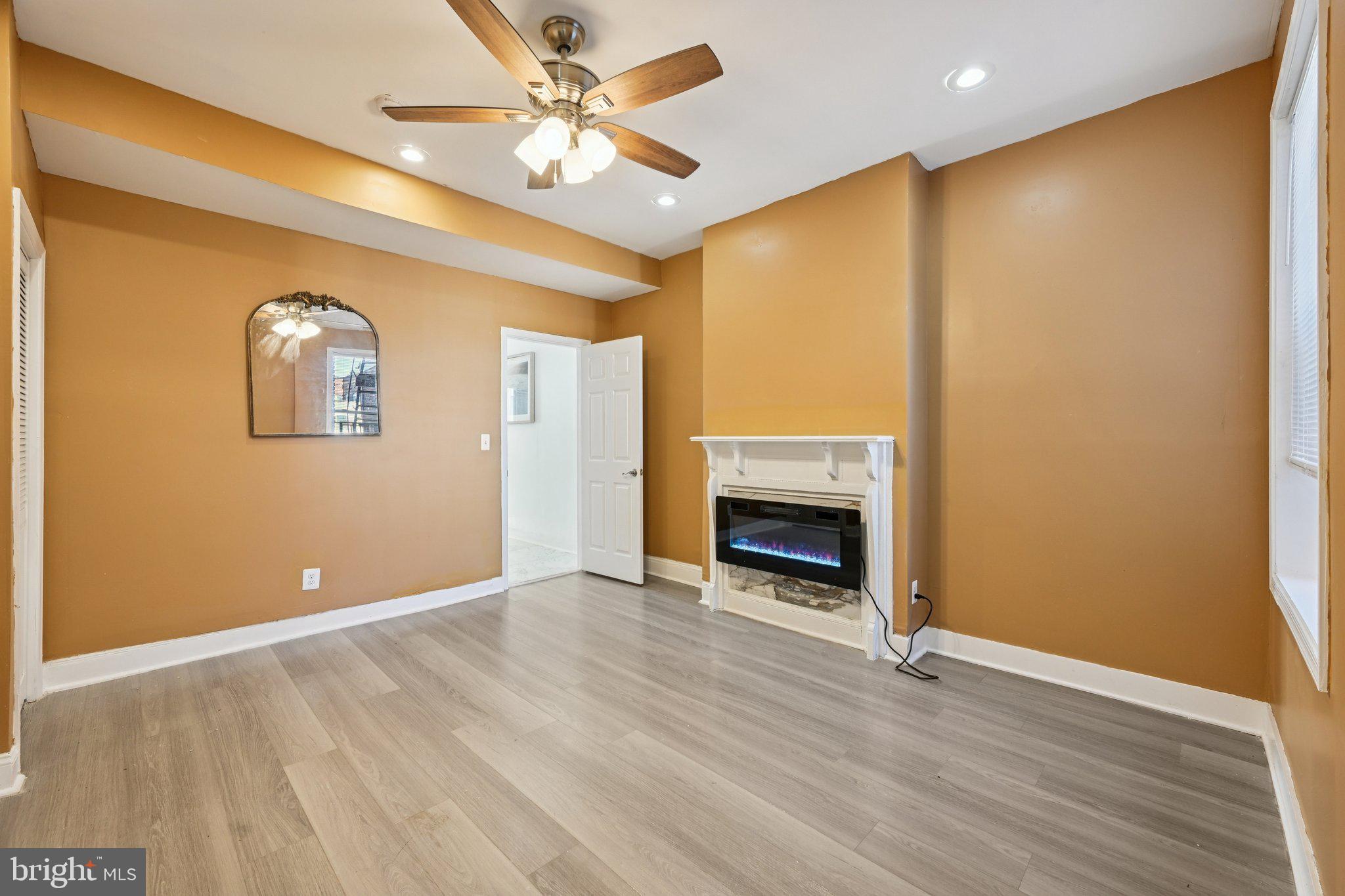 RESERVOIR HILL - Residential