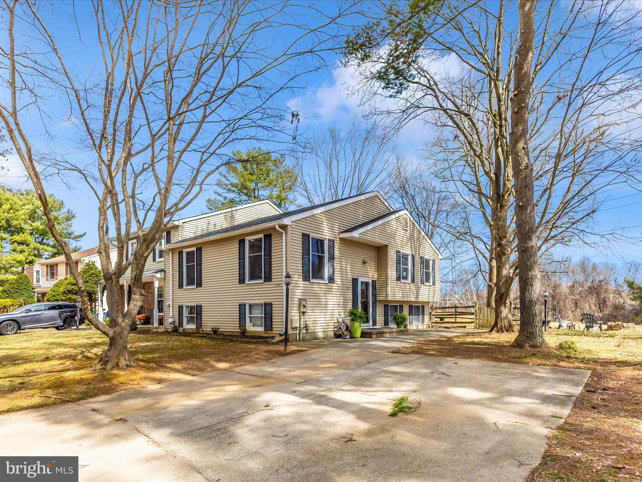 VILLAGE OF OWEN BROWN - Residential