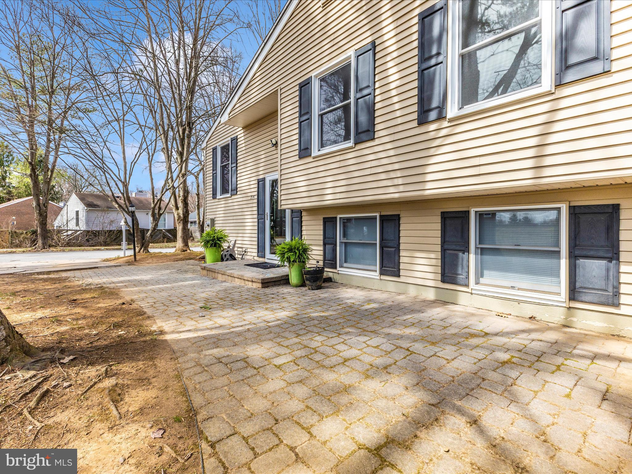 VILLAGE OF OWEN BROWN - Residential