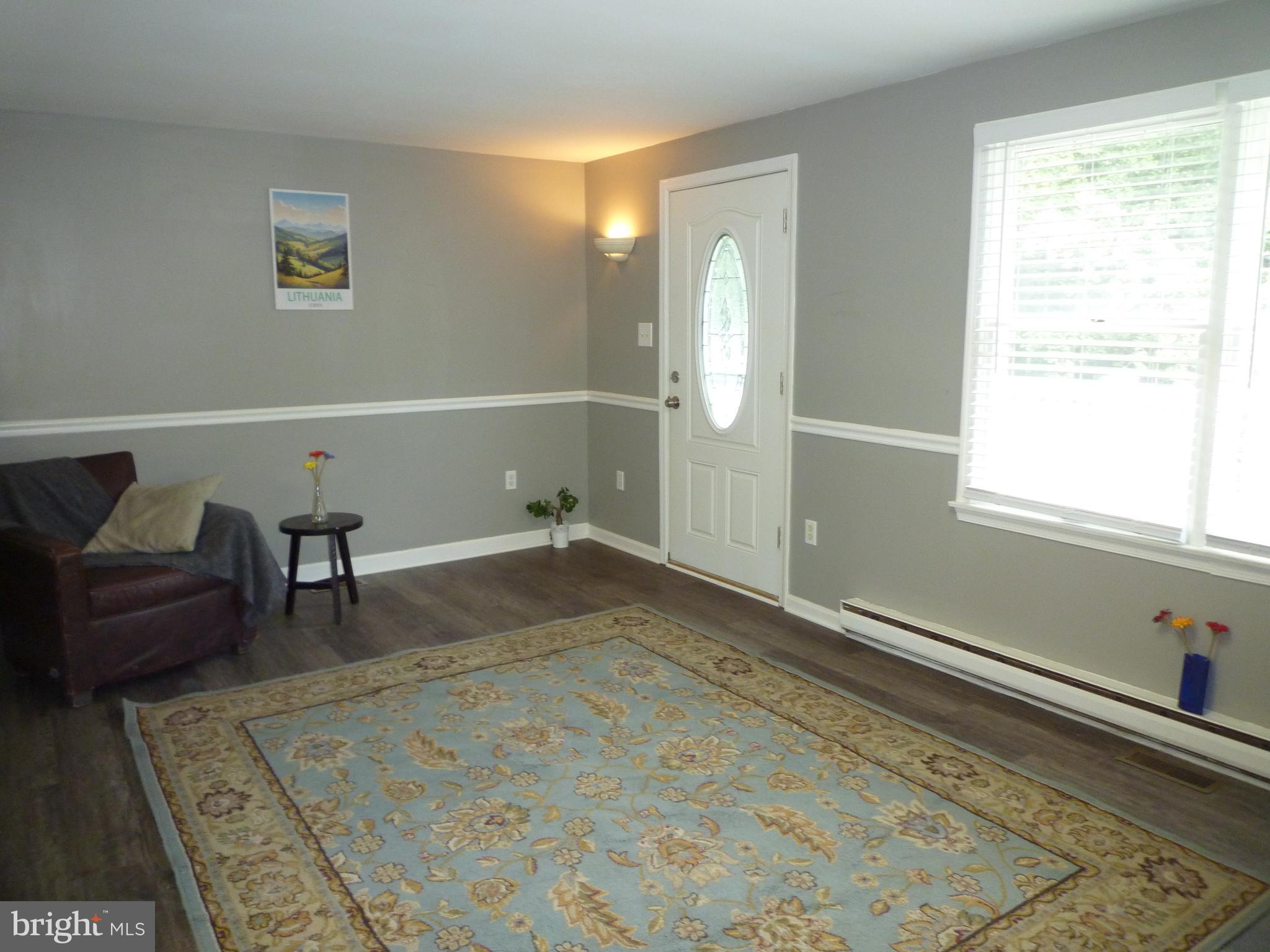 CATONSVILLE KNOLLS - Residential