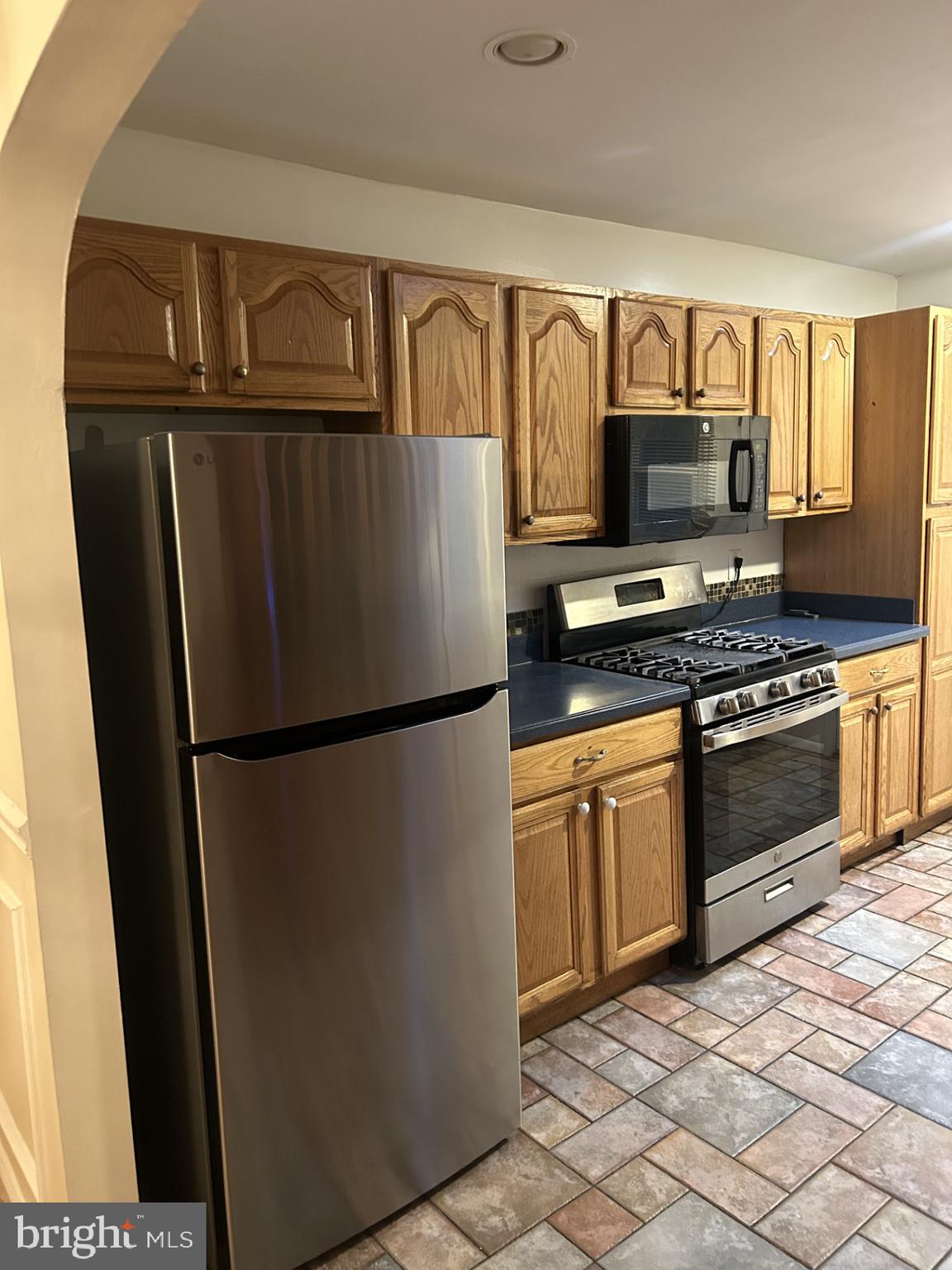 WHEATON HILLS - Residential
