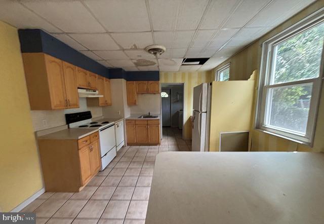 719 BURLINGTON AVENUE